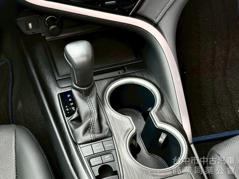 2022 TOYOTA CAMRY 2.5 油電