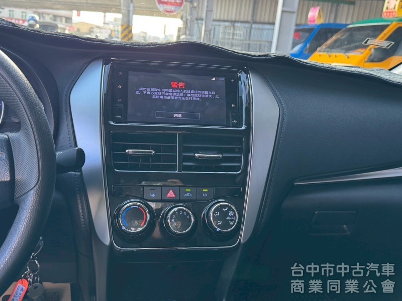 2018 Vios 1.5 經典 跑四萬