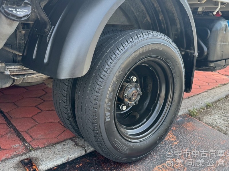 2022 雙廂小霸王 跑三萬