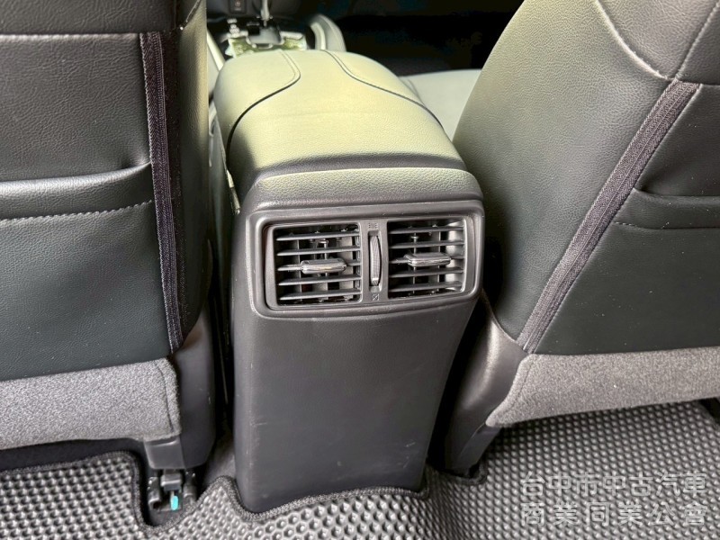 2018 X-Trail 2.0 玩美影音 跑六萬 原鈑