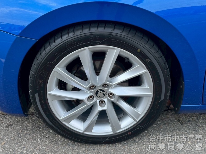 2022 Fabia 1.5 跑四萬多公里