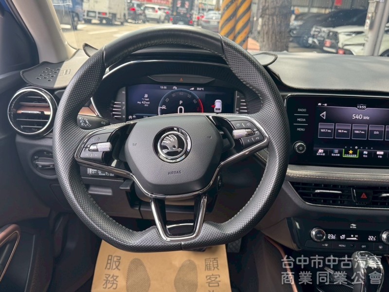 2022 Fabia 1.5 跑四萬多公里