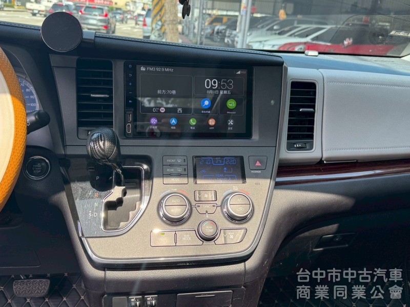 2017 Sienna 3.5 頂級 跑12萬多公里