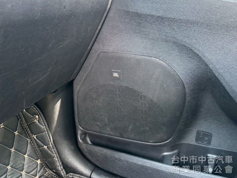 2017 Sienna 3.5 頂級 跑12萬多公里
