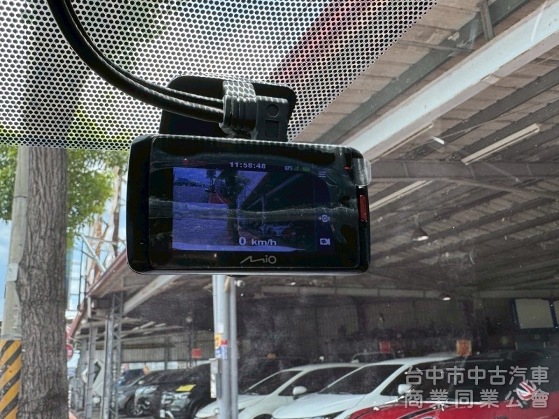 2020 Cross 豪華 跑六萬多公里