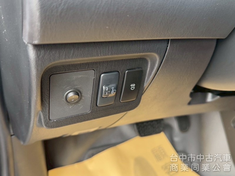 2012 Innova 2.0 跑八萬多公里