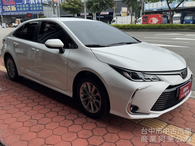 2021 Altis豪華 跑四萬多公里