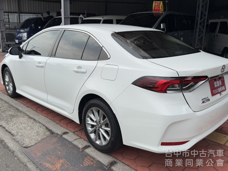 2021 Altis豪華 跑四萬多公里