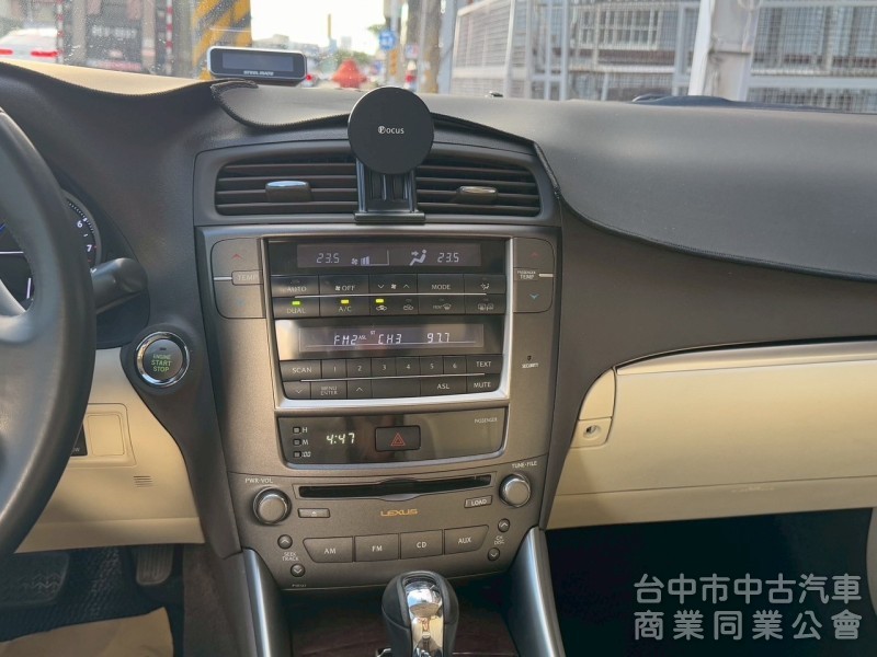 2012 IS250 跑十一萬多公里