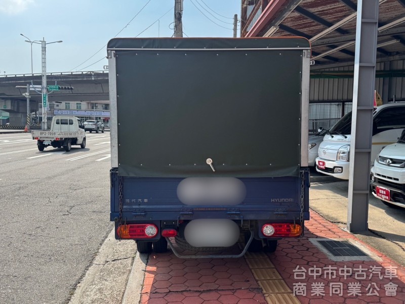 2019 小霸王 自排 大單廂 跑八萬多公里