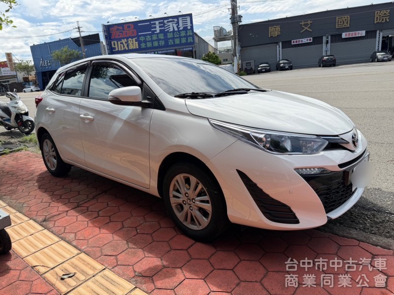 2018 Yaris 豪華 跑九萬多公里