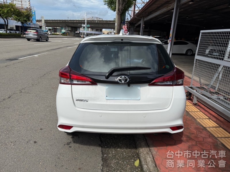 2018 Yaris 豪華 跑九萬多公里