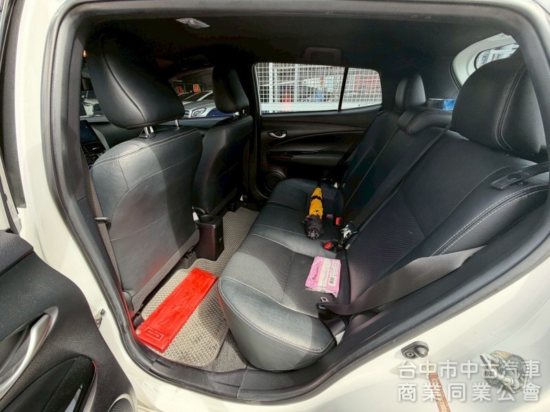 2018 Yaris 豪華 跑九萬多公里