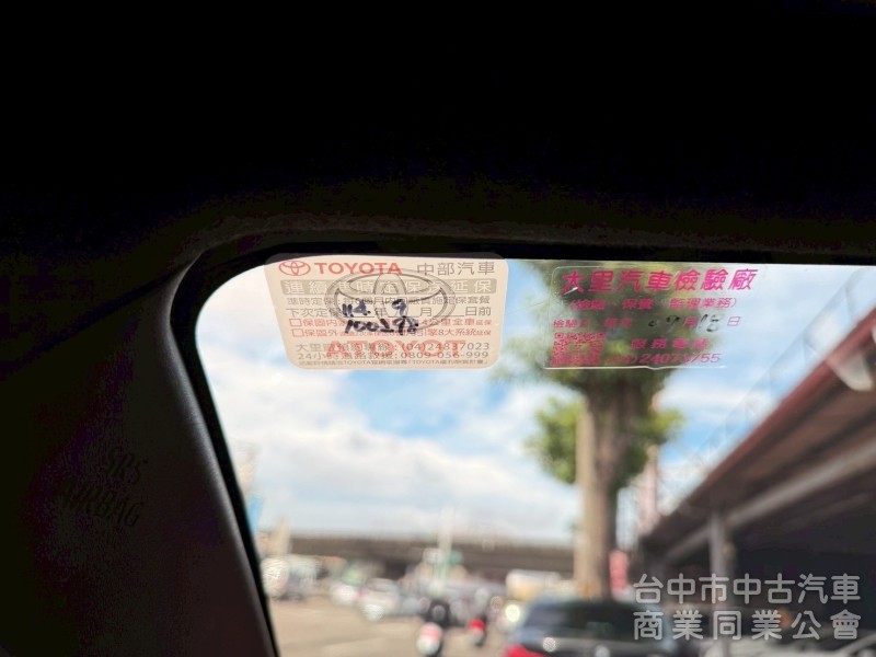2018 Yaris 豪華 跑九萬多公里