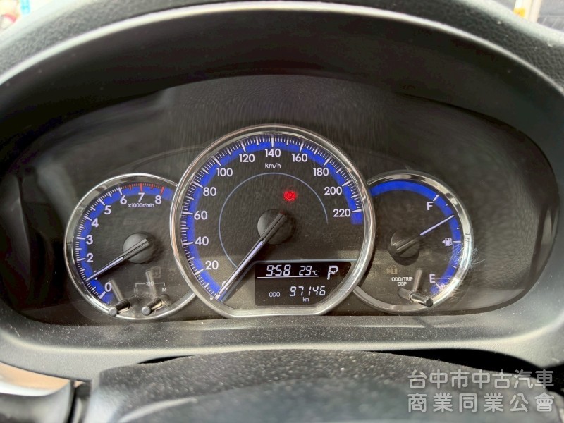 2018 Yaris 豪華 跑九萬多公里
