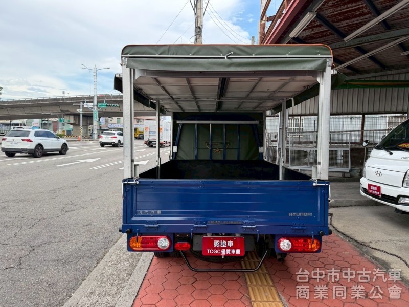 2019 小霸王 自排 跑八萬多 大單廂