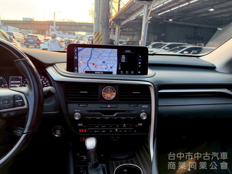 2022 RX300 旗艦 跑六萬