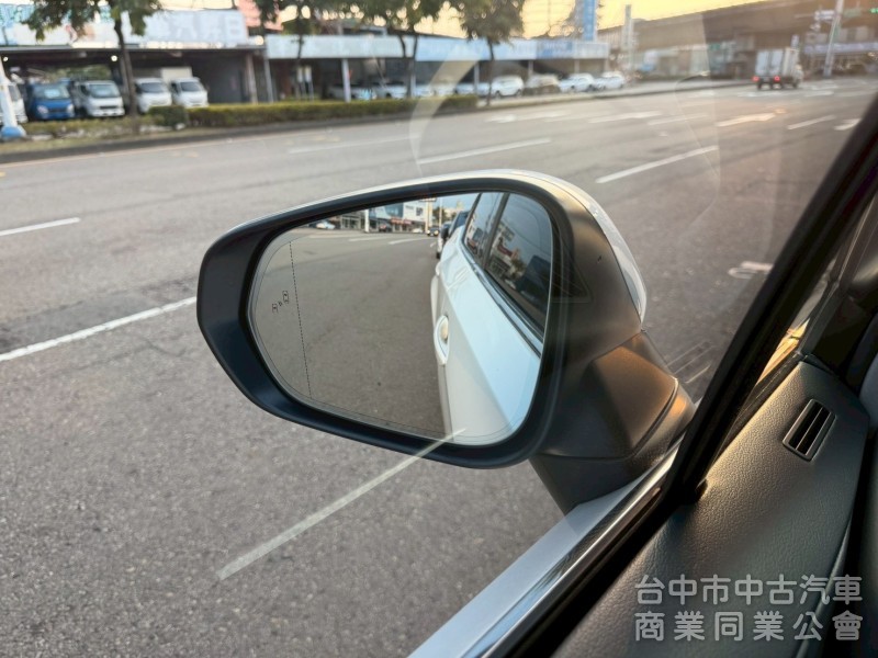 2022 RX300 旗艦 跑六萬