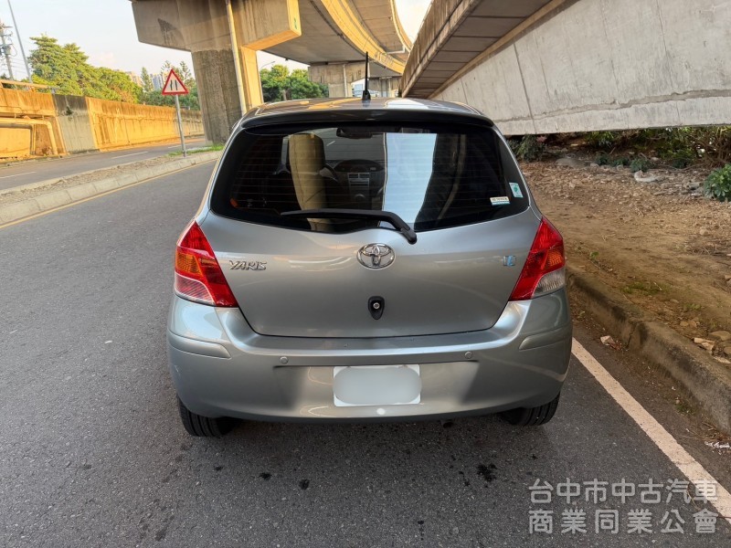 2012 Yaris 跑三萬多公里