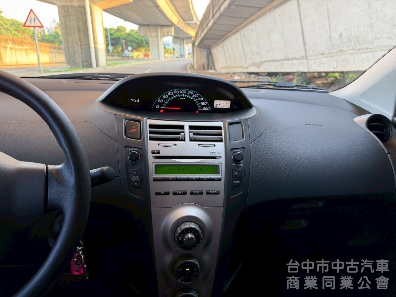 2012 Yaris 跑三萬多公里