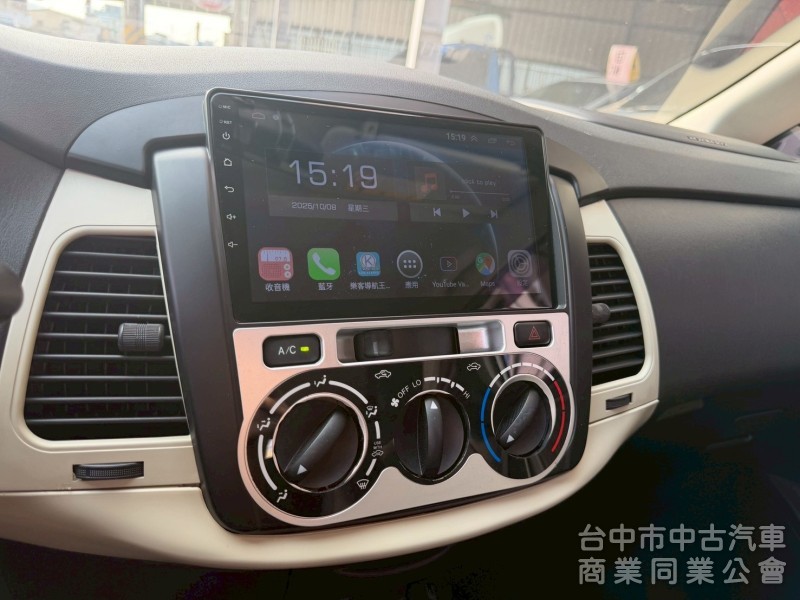 2011 Innova 2.0跑八萬 後座出風口