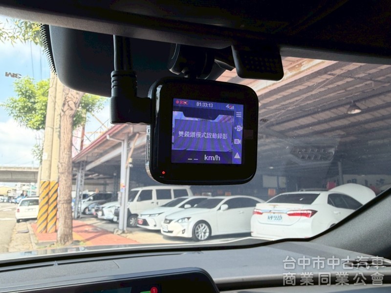 2020 UX200 菁英 plus 跑六萬多公里