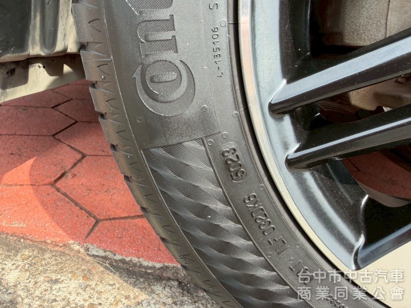 2015 Wish尊爵 跑十五萬