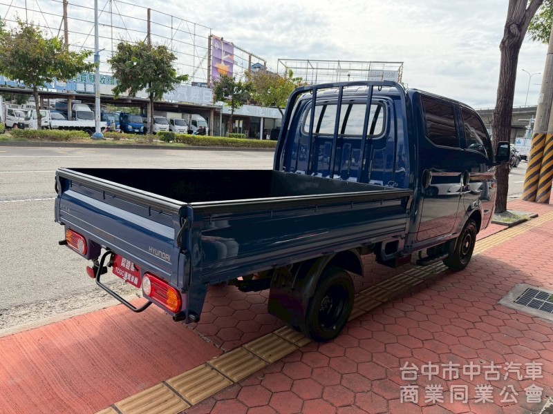 2024雙廂小霸王自排六人