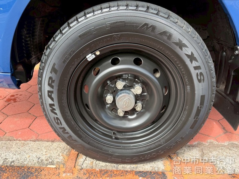 2024雙廂小霸王自排六人