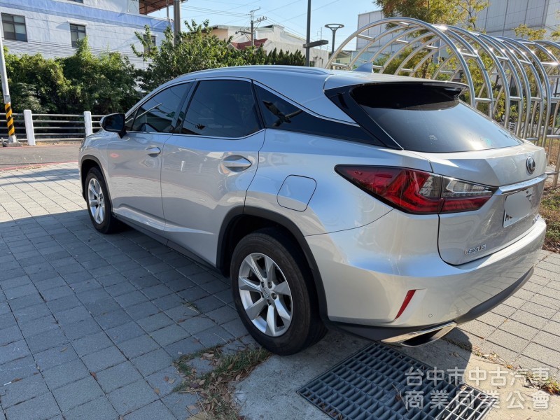 2016 RX200t 跑八萬多