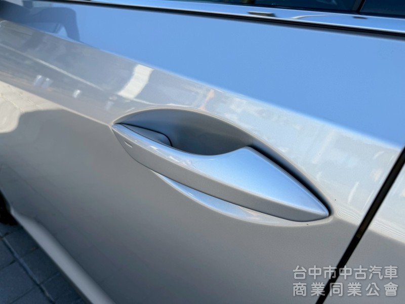 2016 RX200t 跑八萬多