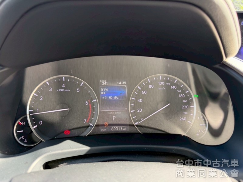 2016 RX200t 跑八萬多