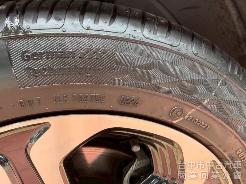 2018 HRV 1.8S 跑9萬多公里