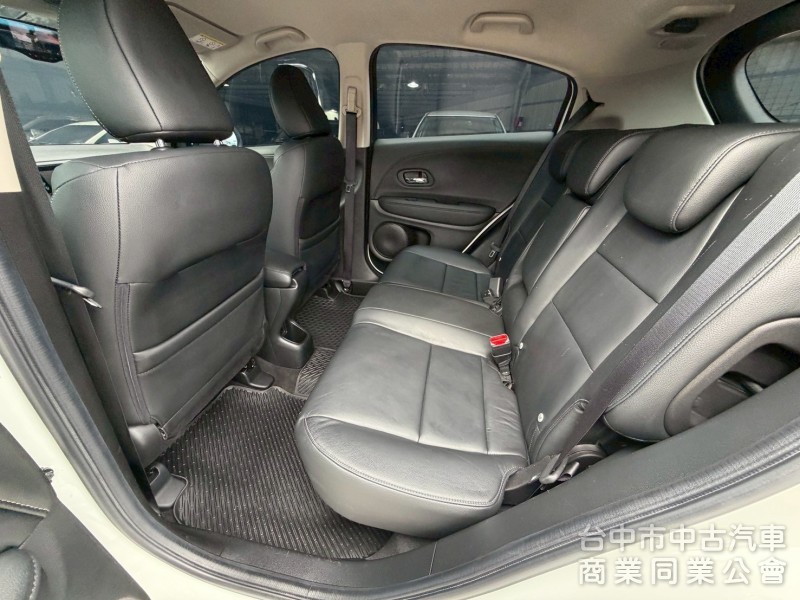 2018 HRV 1.8S 跑9萬多公里