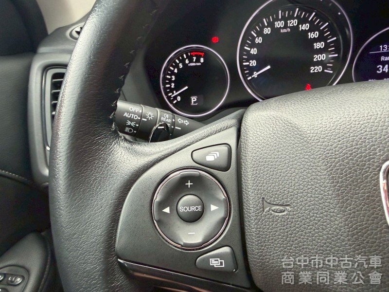 2018 HRV 1.8S 跑9萬多公里