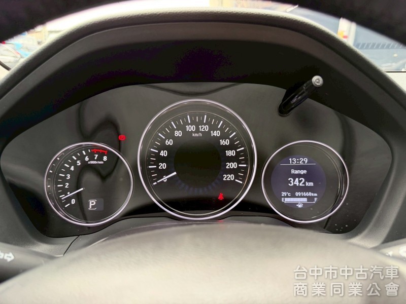 2018 HRV 1.8S 跑9萬多公里