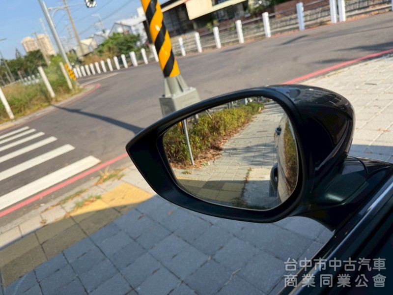 2022 Mazda3 跑三萬多