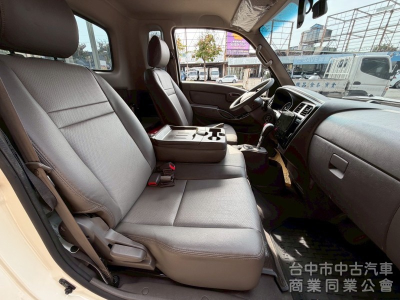 2020 小霸王自排 豪華跑六萬多公里