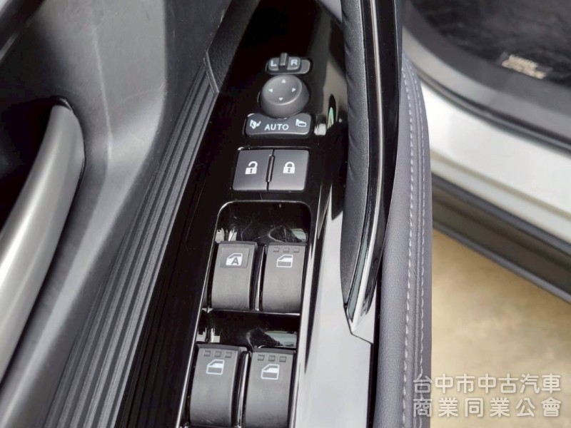 2024 Yaris Cross 酷動版