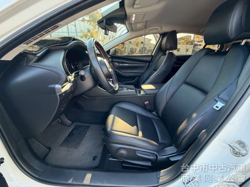 2020 Mazda3 尊榮安全版