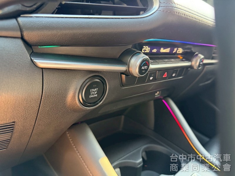 2020 Mazda3 尊榮安全版