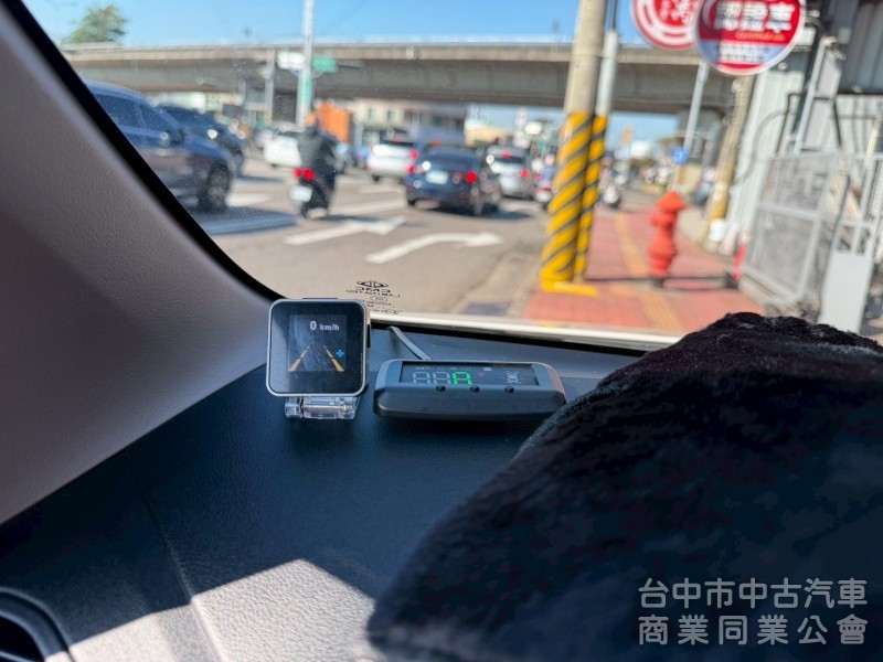 2022 Zinger Pickup跑四萬