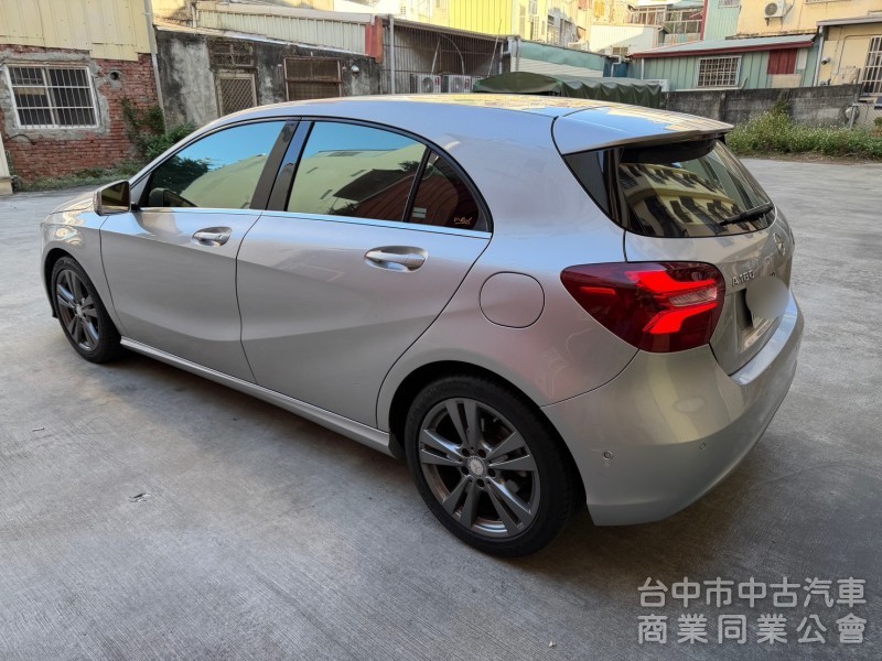 2015 A180跑十萬多公里