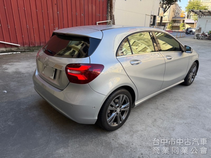 2015 A180跑十萬多公里