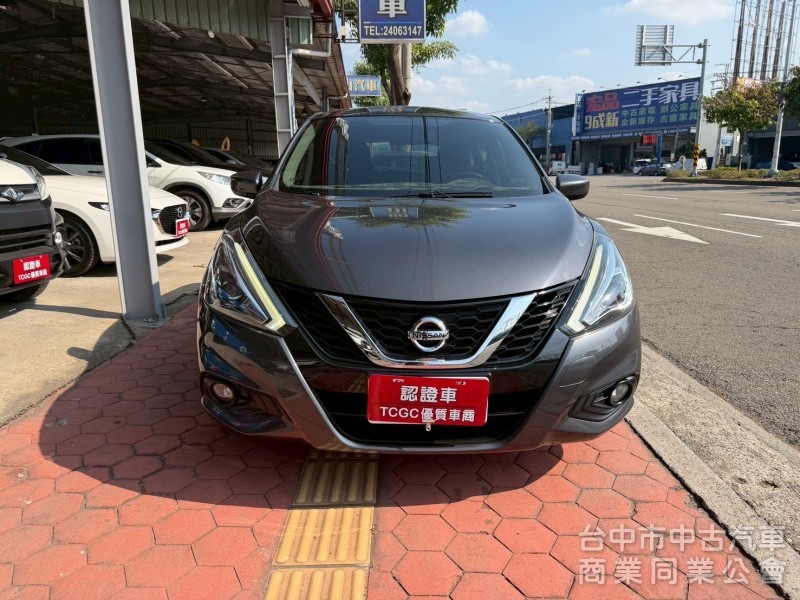 2017 iTiida 1.6旗艦 跑四萬多