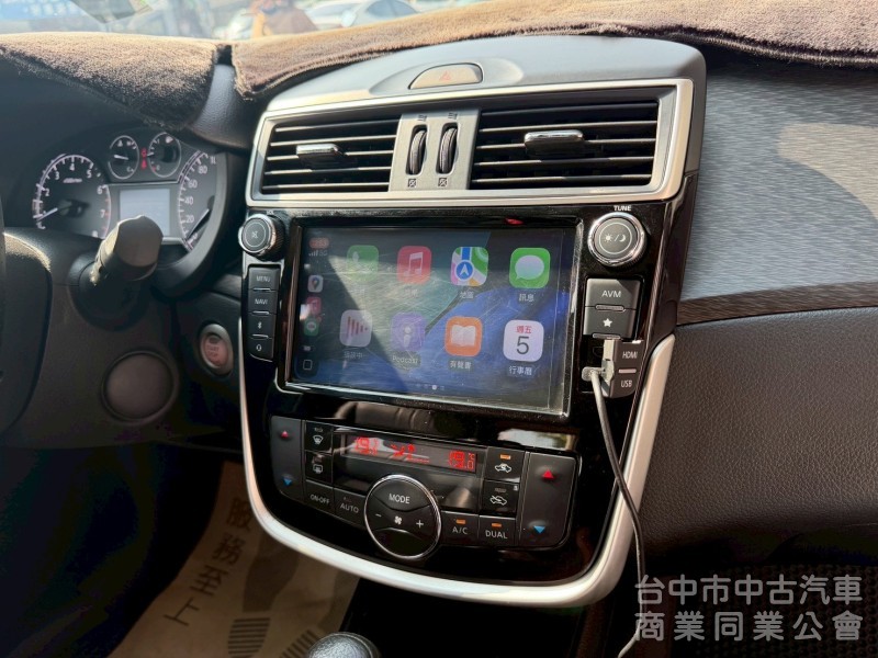 2017 iTiida 1.6旗艦 跑四萬多