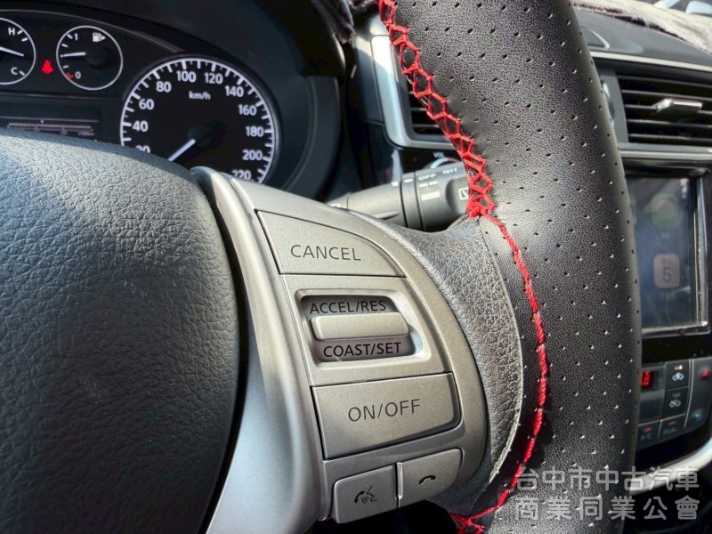 2017 iTiida 1.6旗艦 跑四萬多