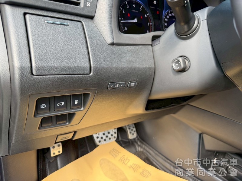 2012 RX270銀色 跑十五萬公里