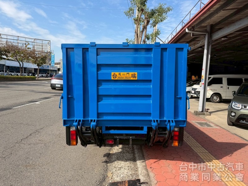 2012堅達十四呎半 跑十二萬多公里