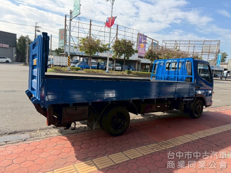 2012堅達十四呎半 跑十二萬多公里